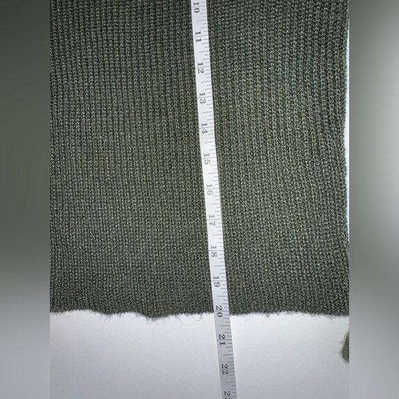 Silence + Noise Women’s Bell Sleeve Sweater Size M Green Tie Detail Acrylic - Picture 6 of 9